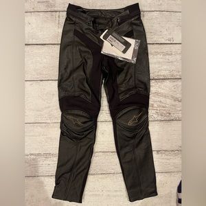 NWT Alpinestars Leather Vika Armoured Riding Pants size 6 EUR 42